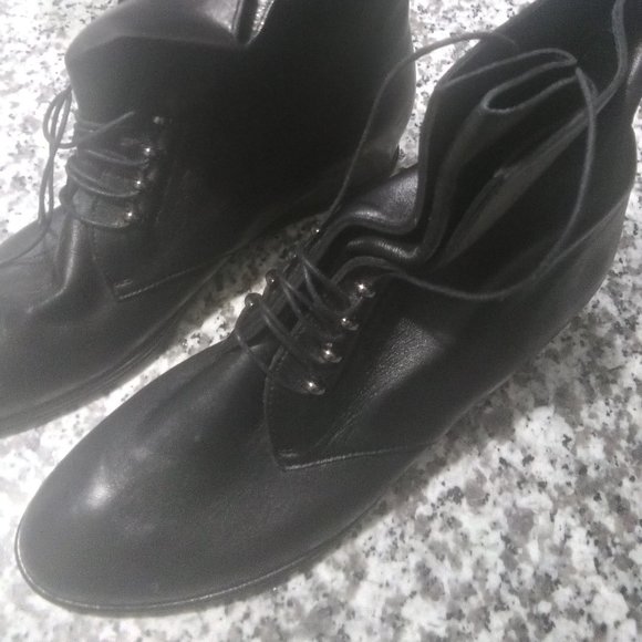 Sturart Weitzman Wedge Heel Boots - Picture 1 of 6